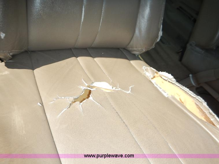 image for item J3801 1996 Chevrolet Astro van