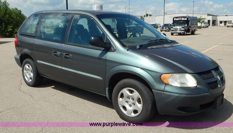 image for item J3802 2002 Dodge Caravan SE van