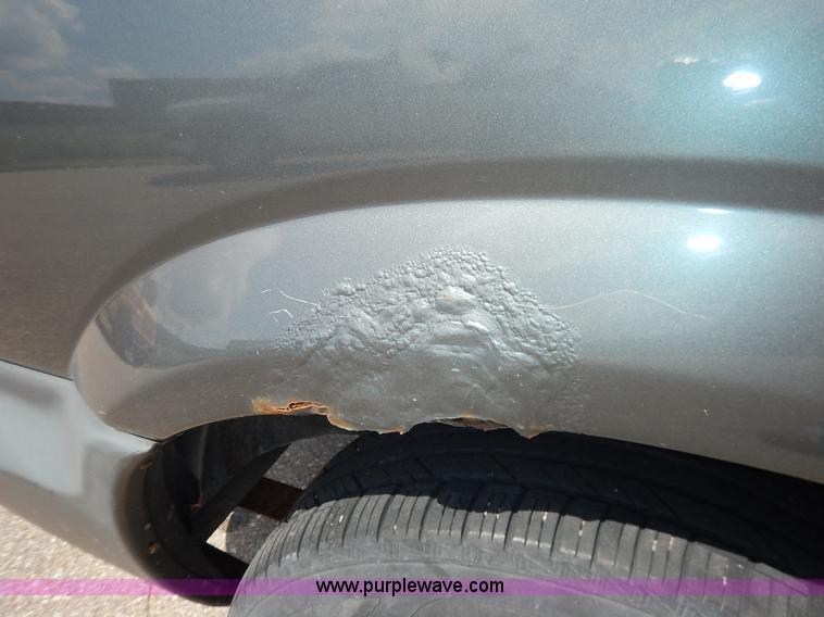 image for item J3802 2002 Dodge Caravan SE van