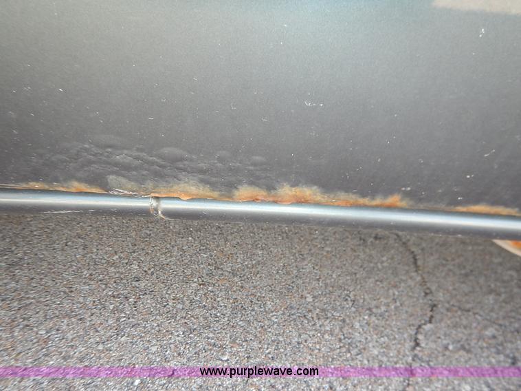 image for item J3802 2002 Dodge Caravan SE van