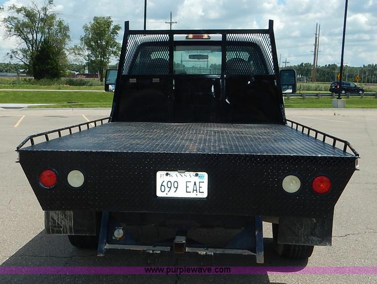 image for item J3803 2008 Ford F350 Super Duty XL flatbed pickup truck