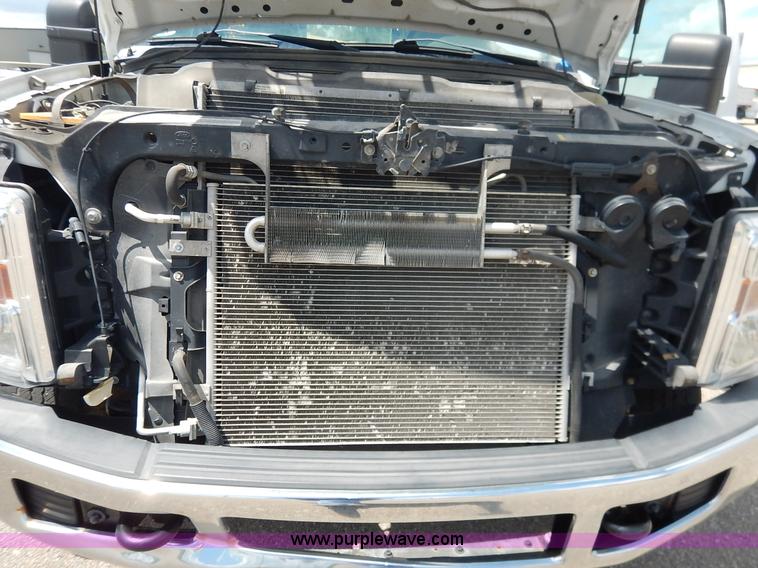 image for item J3803 2008 Ford F350 Super Duty XL flatbed pickup truck