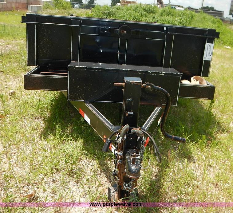 image for item J3805 2009 Titan end dump trailer