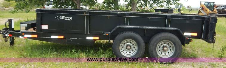 image for item J3805 2009 Titan end dump trailer