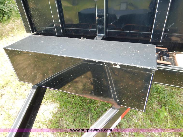 image for item J3805 2009 Titan end dump trailer