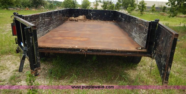 image for item J3805 2009 Titan end dump trailer
