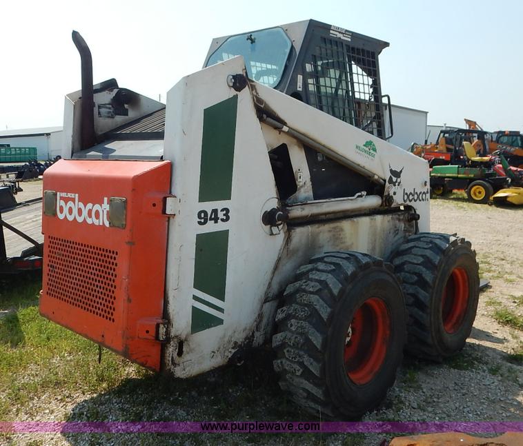image for item J3810 1987 Bobcat 943 skid steer