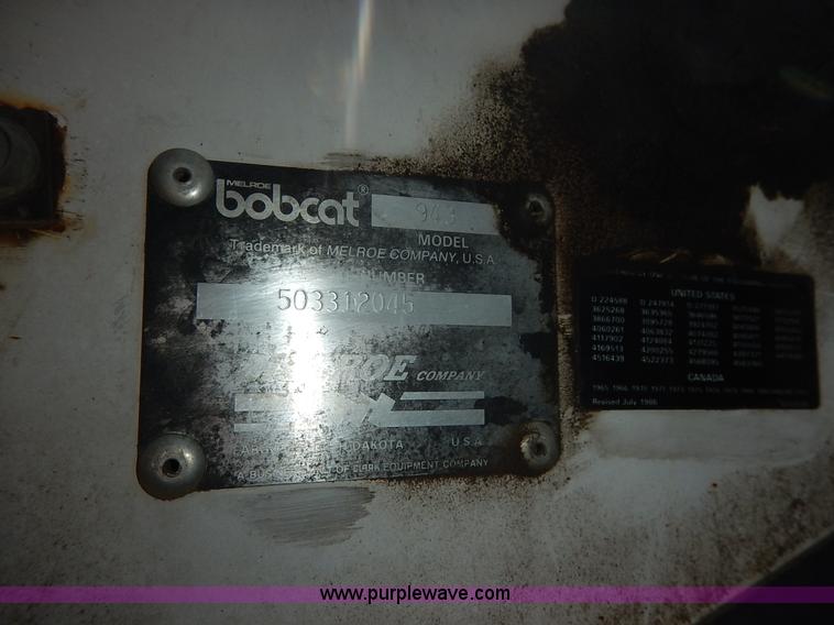 image for item J3810 1987 Bobcat 943 skid steer