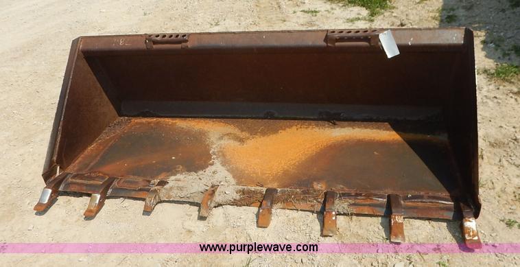 image for item J3810 1987 Bobcat 943 skid steer