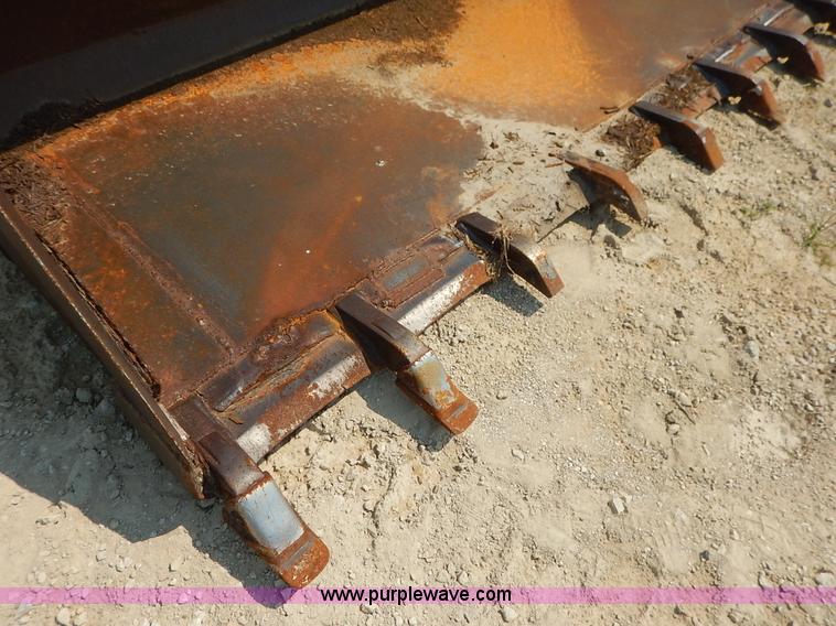 image for item J3810 1987 Bobcat 943 skid steer