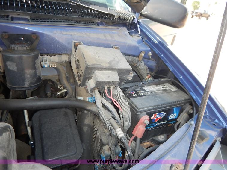 image for item J3824 1996 Chevrolet Astro van