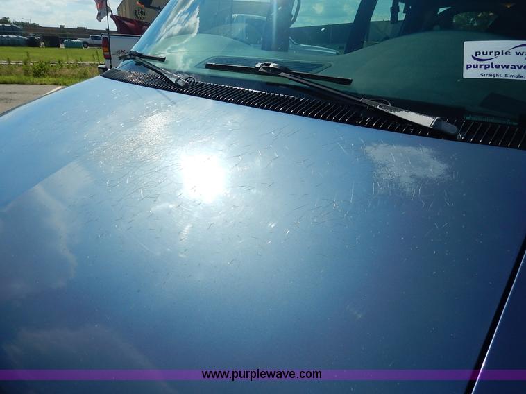 image for item J3824 1996 Chevrolet Astro van