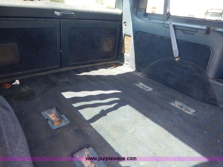 image for item J3824 1996 Chevrolet Astro van