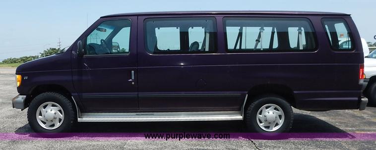 image for item J3847 1997 Ford Club Wagon Super van