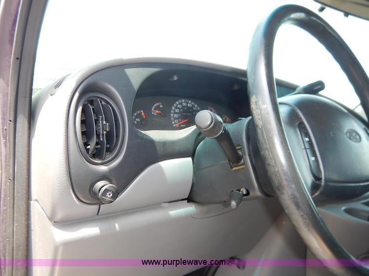 image for item J3847 1997 Ford Club Wagon Super van