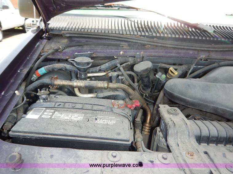 image for item J3847 1997 Ford Club Wagon Super van