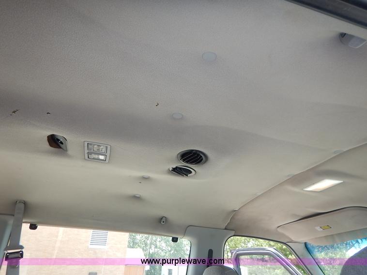 image for item J3847 1997 Ford Club Wagon Super van