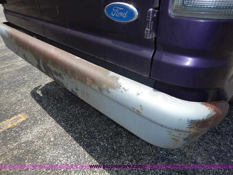 image for item J3847 1997 Ford Club Wagon Super van