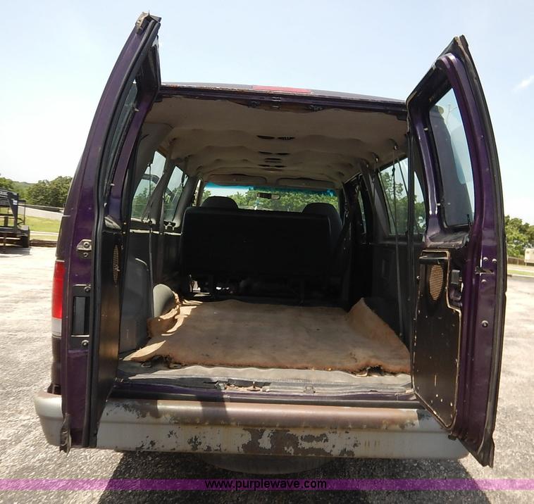 image for item J3847 1997 Ford Club Wagon Super van