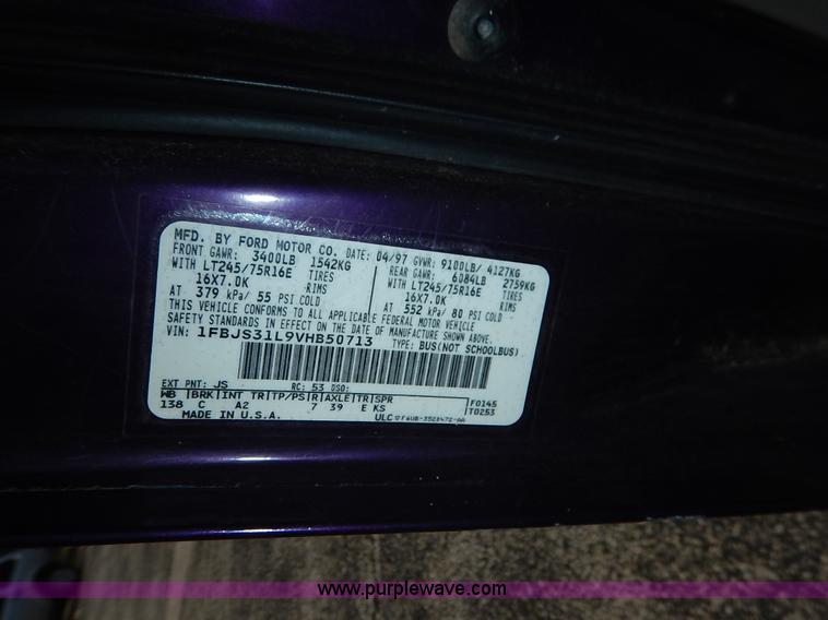 image for item J3847 1997 Ford Club Wagon Super van