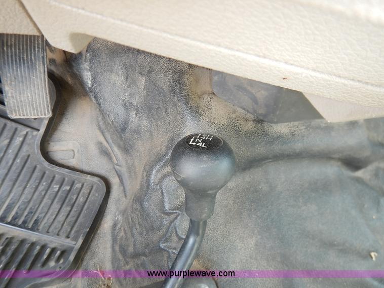 image for item J3856 2008 Ford F450 Super Duty XL Crew Cab flatbed truck