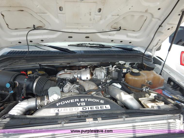 image for item J3856 2008 Ford F450 Super Duty XL Crew Cab flatbed truck