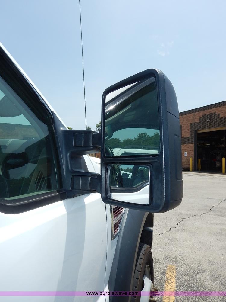 image for item J3856 2008 Ford F450 Super Duty XL Crew Cab flatbed truck