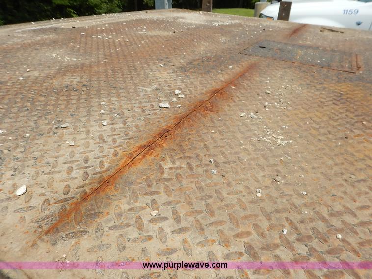 image for item J3856 2008 Ford F450 Super Duty XL Crew Cab flatbed truck