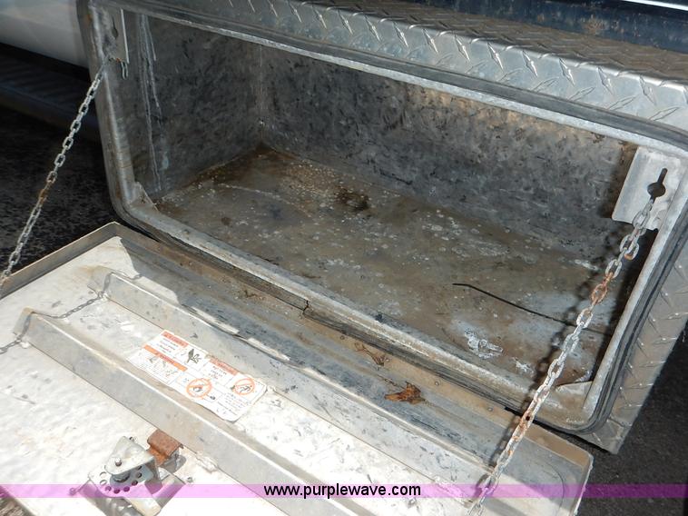 image for item J3856 2008 Ford F450 Super Duty XL Crew Cab flatbed truck