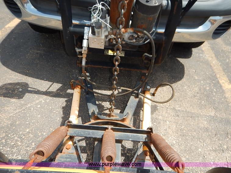 image for item J3861 2004 Dodge Ram 2500 HD pickup truck