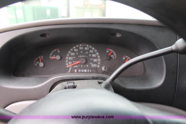 image for item J5905 1997 Ford Club Wagon Super van