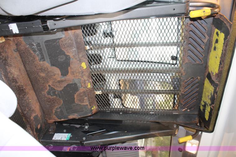 image for item J5905 1997 Ford Club Wagon Super van