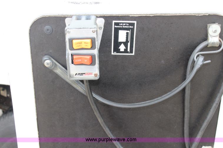 image for item J5905 1997 Ford Club Wagon Super van