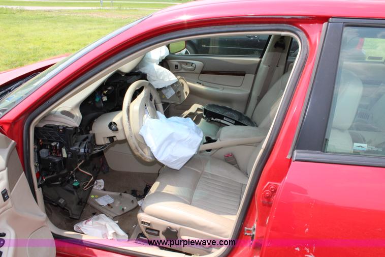 image for item J5943 2002 Chevrolet Impala LS