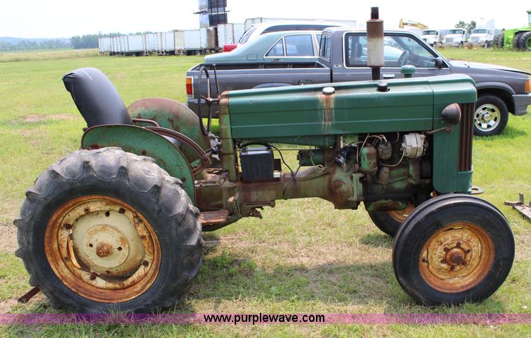 image for item J5953 1956 John Deere 420 tractor