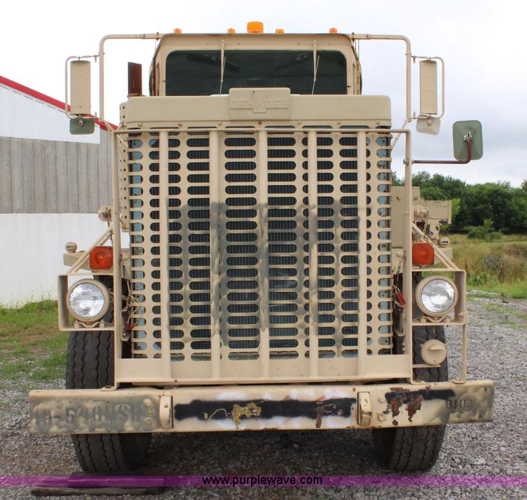 image for item J5954 1979 Oshkosh M911 semi truck