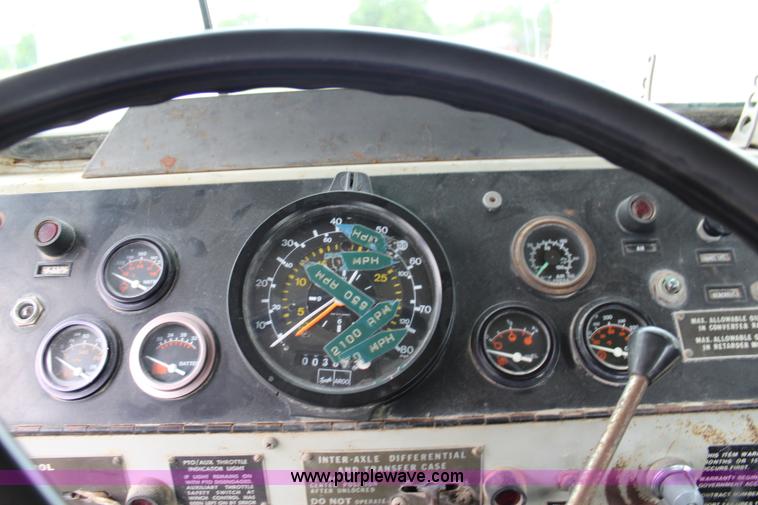 image for item J5954 1979 Oshkosh M911 semi truck