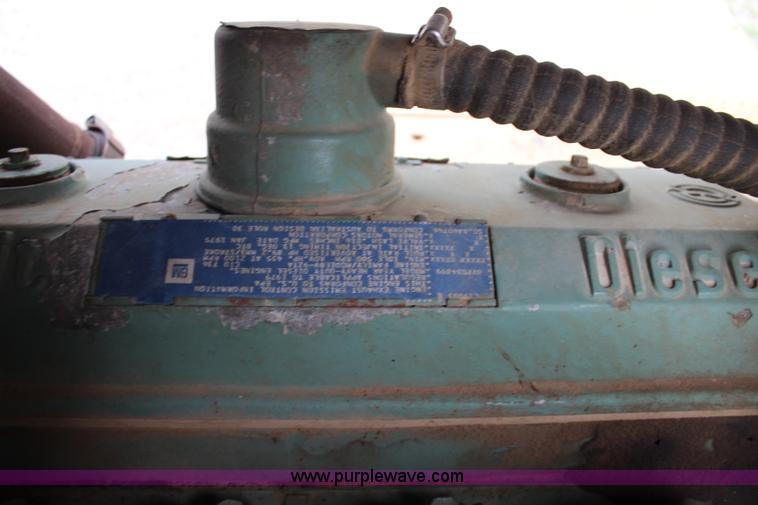 image for item J5954 1979 Oshkosh M911 semi truck