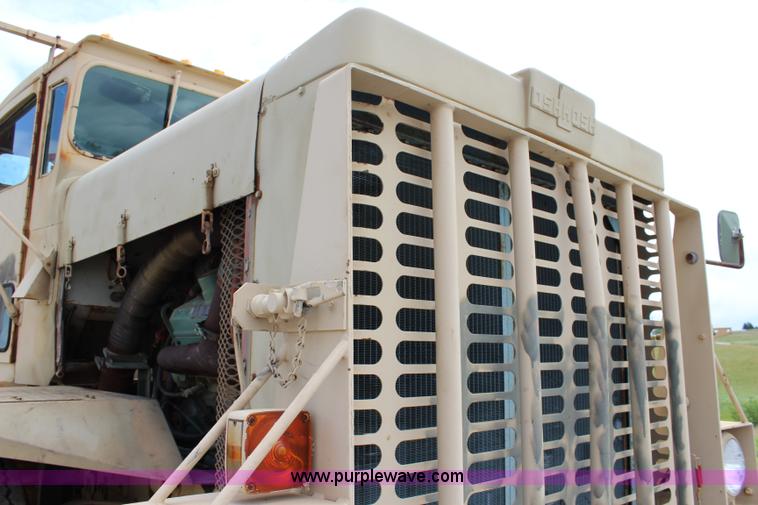 image for item J5954 1979 Oshkosh M911 semi truck