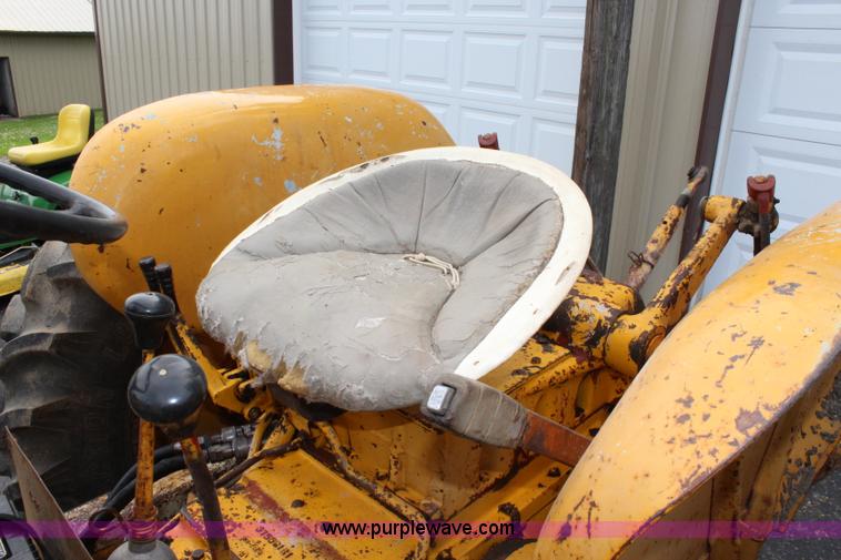 image for item J5956 International 2504 tractor