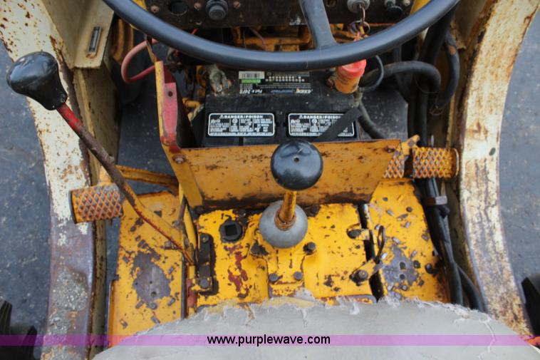 image for item J5956 International 2504 tractor