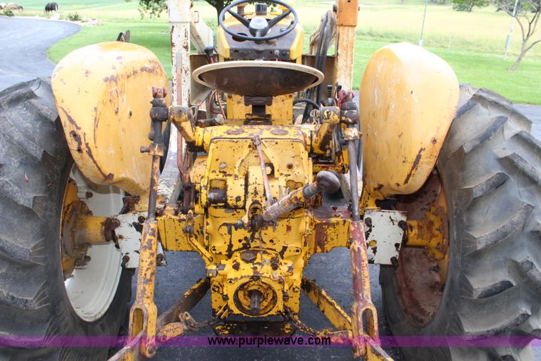 image for item J5956 International 2504 tractor