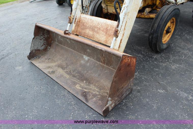 image for item J5956 International 2504 tractor