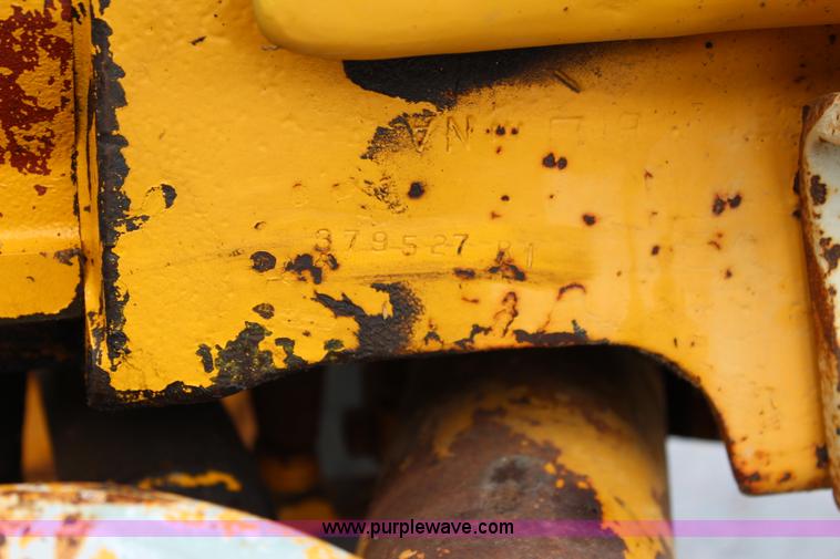 image for item J5956 International 2504 tractor