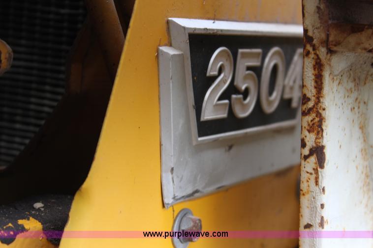 image for item J5956 International 2504 tractor