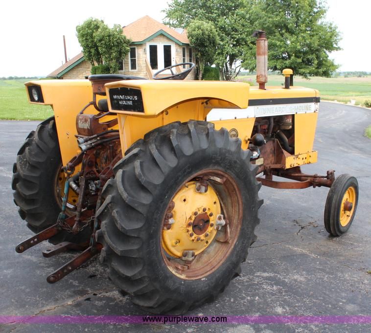 image for item J5957 1965 Minneapolis Moline Jet Star 3 tractor