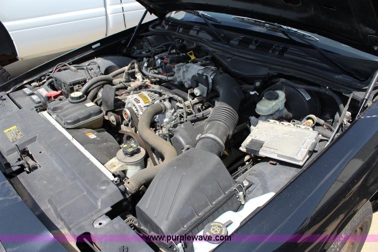 image for item J5989 2007 Ford Crown Victoria Police Interceptor