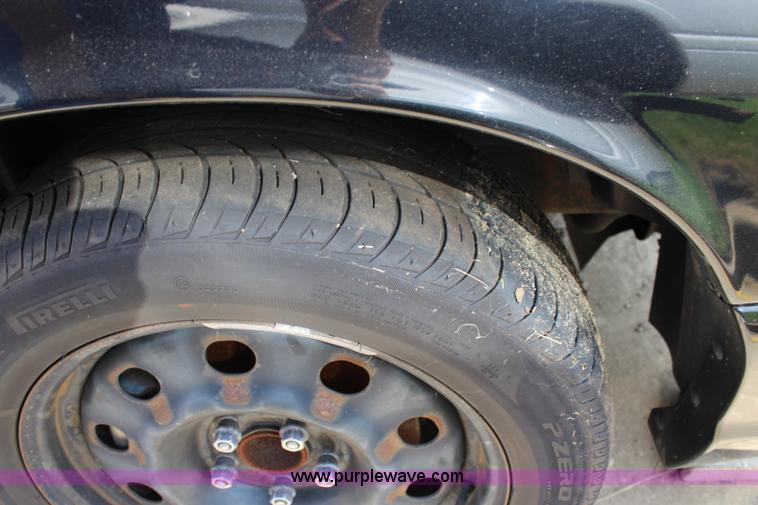 image for item J5989 2007 Ford Crown Victoria Police Interceptor