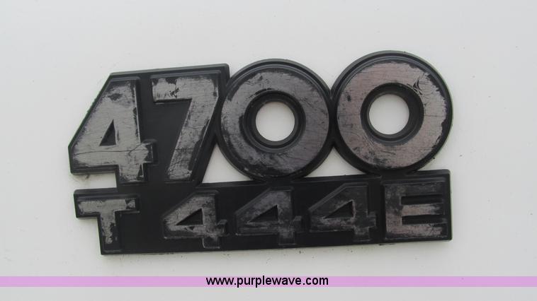 image for item J8535 1995 International 4700LPX box van