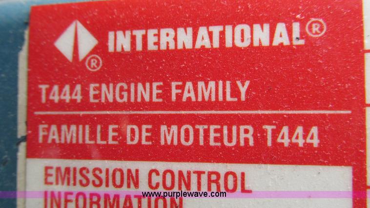 image for item J8535 1995 International 4700LPX box van